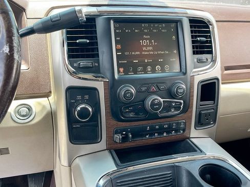 Used 2017 RAM 2500 Laramie AWD/4WD image 15