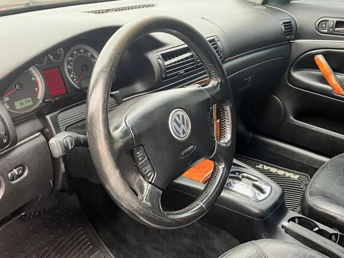 Used 2003 Volkswagen Passat W8 image 27