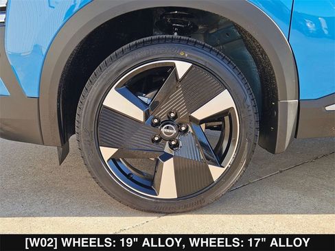 New 2026 Nissan Kicks SR image 27