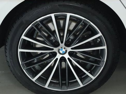 Certified 2023 BMW 540i xDrive w/ Premium Package image 12