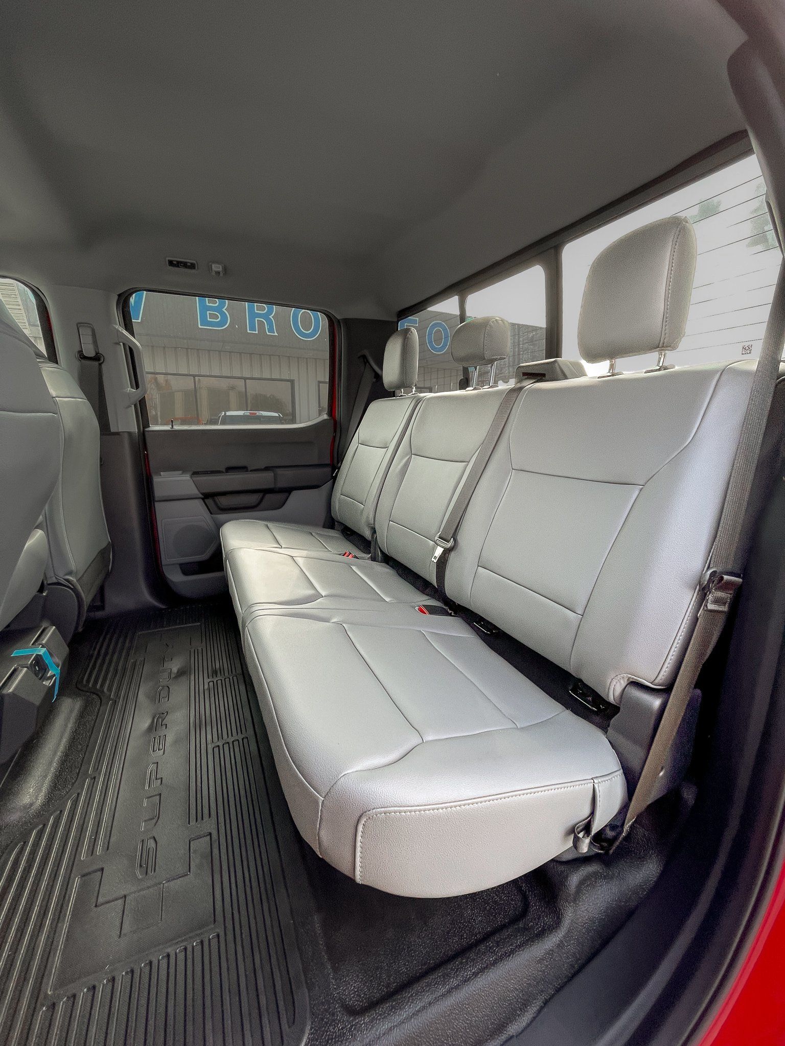 New 2024 Ford F350 XL w/ FX4 Off-Road Package AWD/4WD image 9