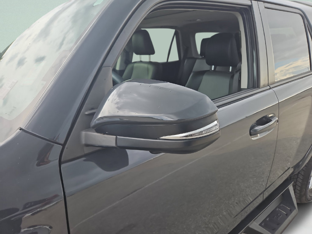 Certified 2024 Toyota 4Runner SR5 Premium w/ Moonroof Package AWD/4WD image 29