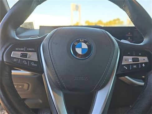 Used 2025 BMW X5 xDrive50e image 20