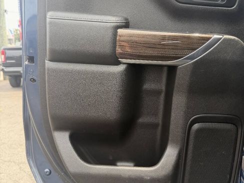 Used 2019 Chevrolet Silverado 1500 RST AWD/4WD image 12