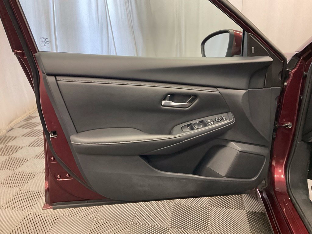 Used 2025 Nissan Sentra SV w/ All-Weather Package FWD image 16