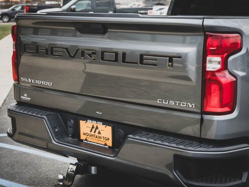 Used 2021 Chevrolet Silverado 1500 Custom image 21