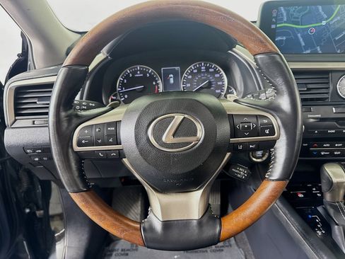 Used 2022 Lexus RX 350L FWD w/ Premium Package image 12