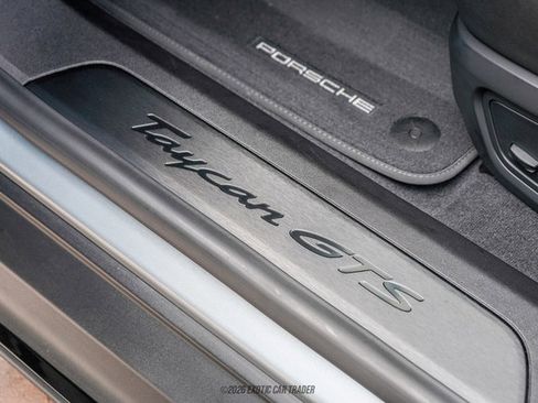 Used 2024 Porsche Taycan GTS image 18