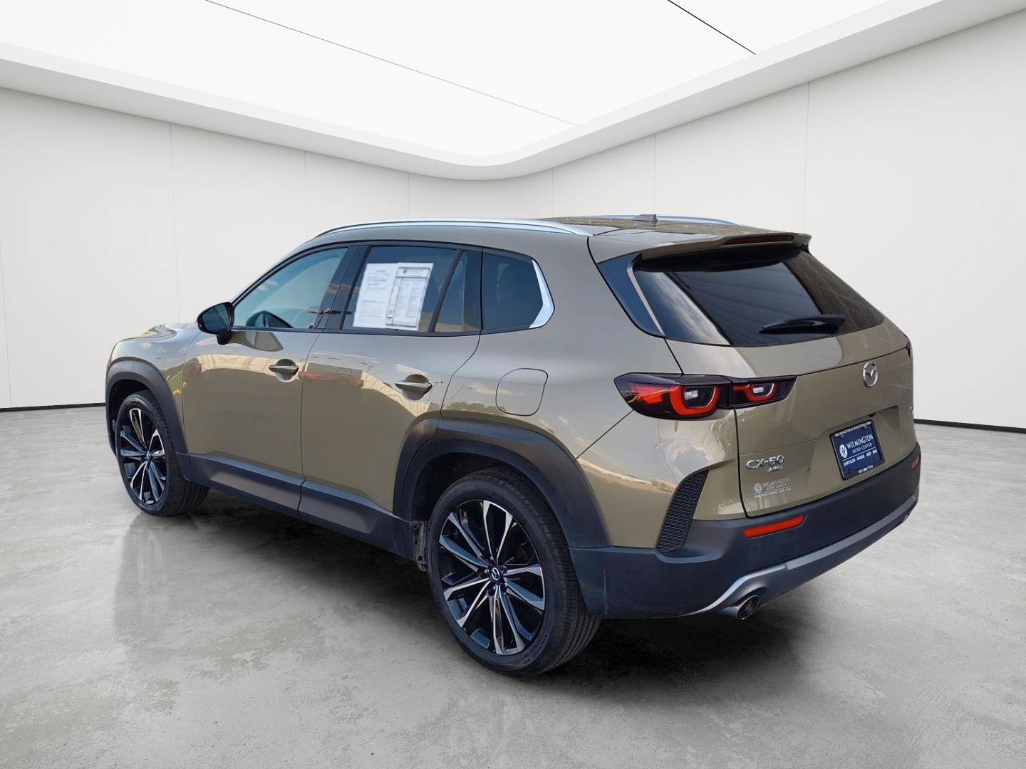Used 2024 MAZDA CX-50 AWD 2.5 Turbo w/ Premium Pkg image 33