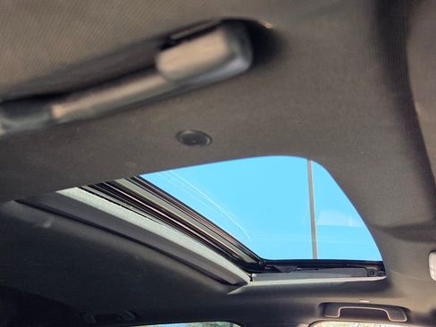 Used 2024 Honda CR-V Sport image 19