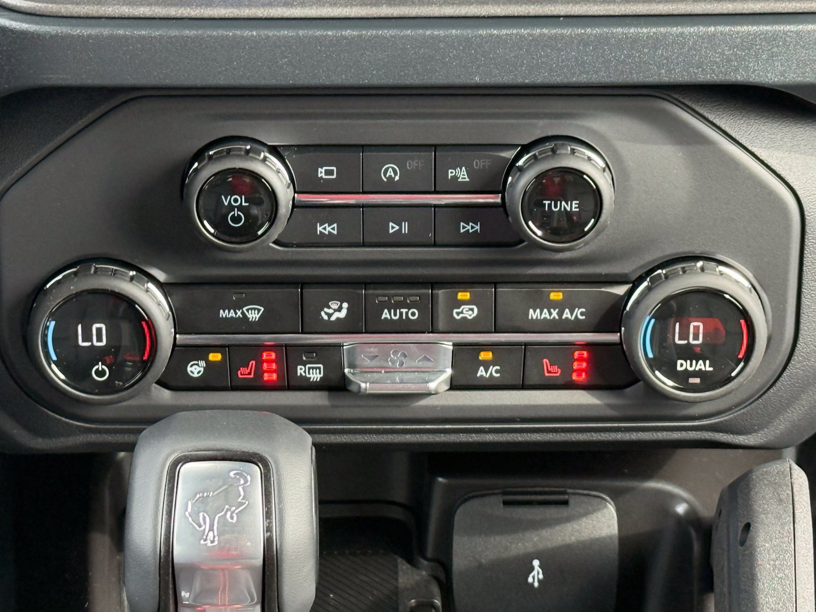 New 2026 Ford Bronco Raptor AWD/4WD image 30