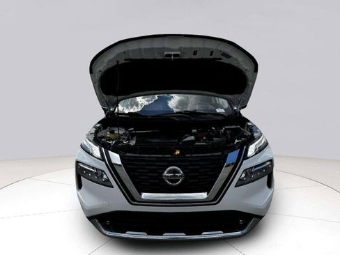 Used 2021 Nissan Rogue Platinum image 50