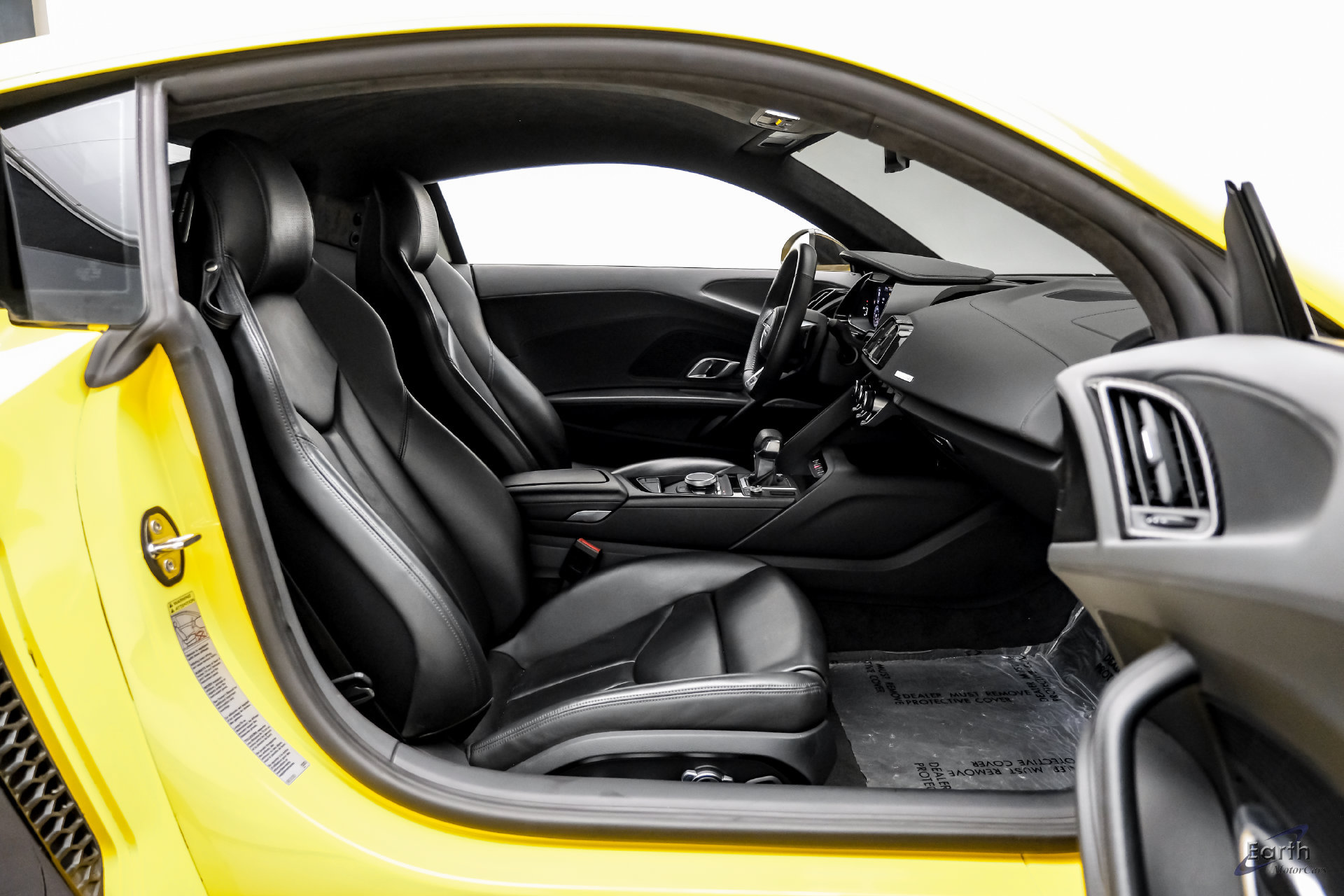 Used 2021 Audi R8 V10 w/ Premium Package RWD image 55