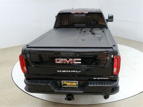 Used 2022 GMC Sierra 2500 Denali w/ Denali Ultimate Package image 18