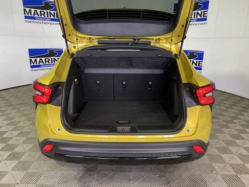 Certified 2025 Chevrolet Trax RS w/ Driver Confidence Package image 29