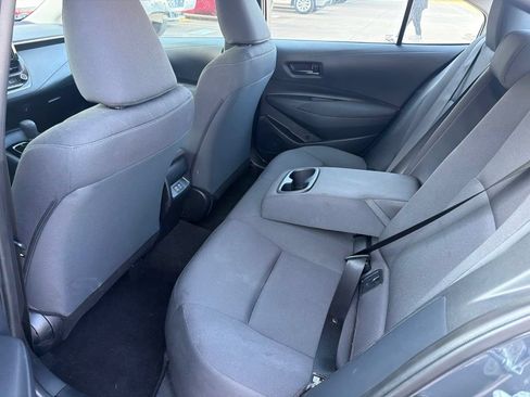 Used 2024 Toyota Corolla LE FWD image 8