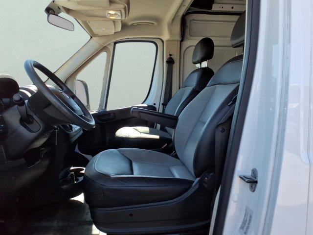 Used 2016 RAM ProMaster 2500 w/ Interior Convenience Group FWD image 12