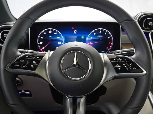 Certified 2026 Mercedes-Benz GLC 300 4MATIC image 26