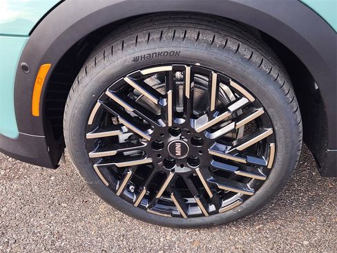 New 2026 MINI Cooper S image 8