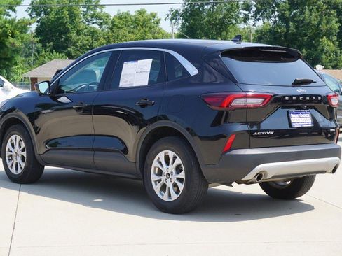 Used 2023 Ford Escape Active AWD/4WD image 5