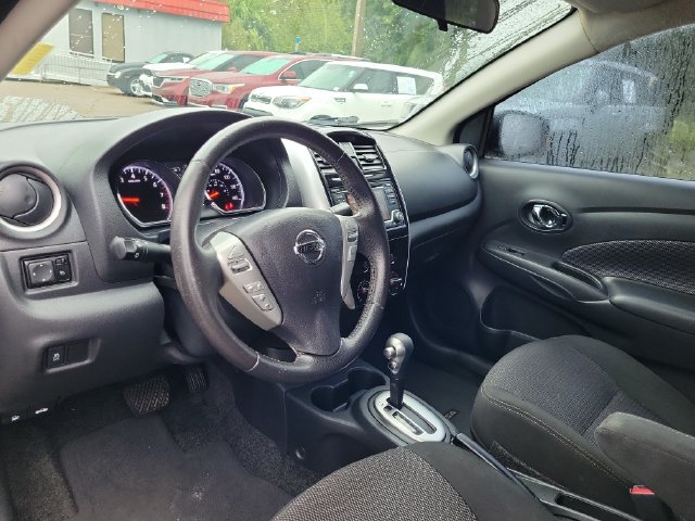 Used 2018 Nissan Versa SV w/ SV Special Edition Package FWD image 17
