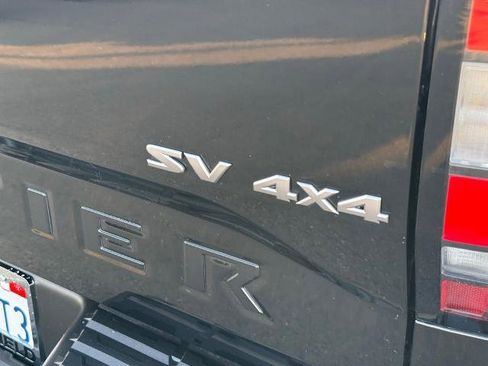 Certified 2023 Nissan Frontier SV w/ Graphics Package image 8