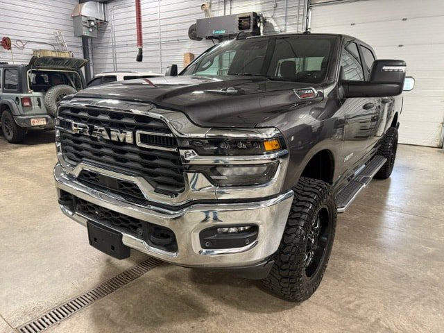 Used 2026 RAM 2500 Big Horn AWD/4WD image 40