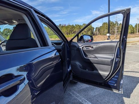 Used 2024 Toyota RAV4 XLE image 52