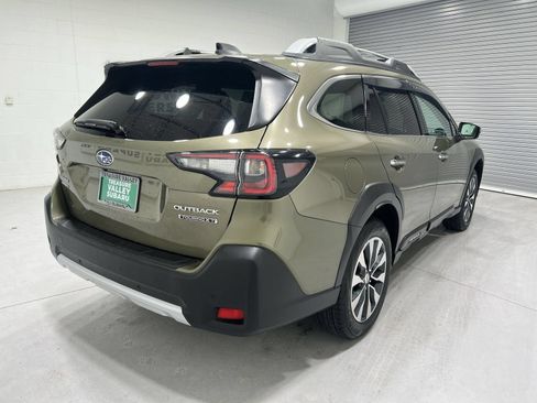 Used 2024 Subaru Outback Touring XT AWD/4WD image 8