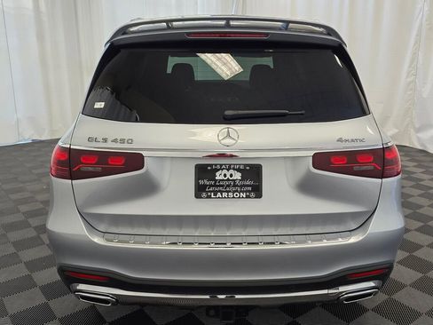 Used 2024 Mercedes-Benz GLS 450 4MATIC image 5