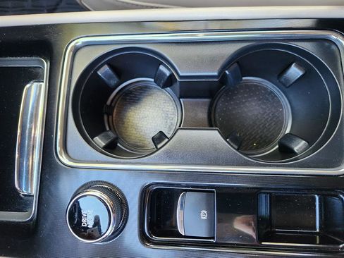 Used 2021 Lincoln Corsair AWD image 32