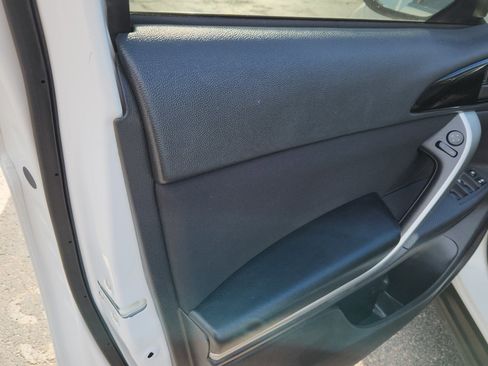 Used 2020 Mitsubishi Eclipse Cross ES image 27