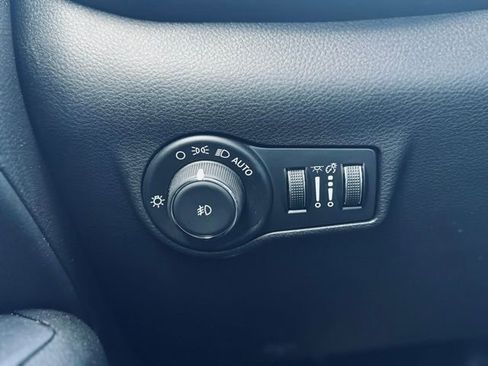 Certified 2024 Jeep Compass Trailhawk image 30