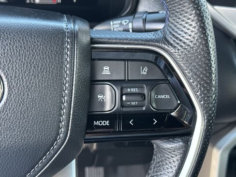 Used 2023 Toyota Tundra Platinum image 27