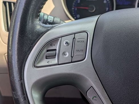 Used 2013 Hyundai Tucson GLS FWD image 24
