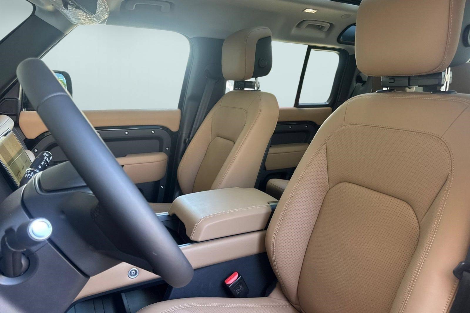 New 2026 Land Rover Defender 110 S AWD/4WD image 5