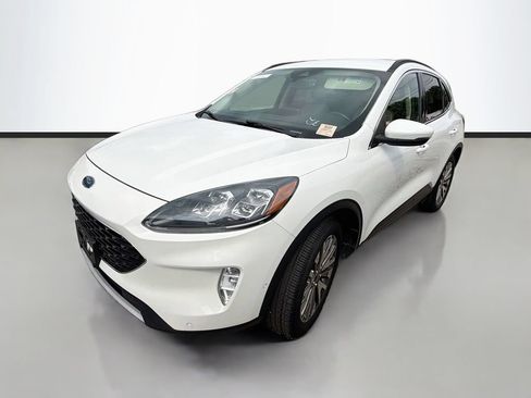 Used 2020 Ford Escape Titanium AWD/4WD image 5