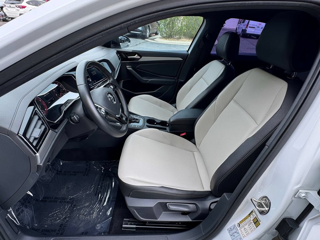 Used 2020 Volkswagen Jetta R-Line FWD image 19