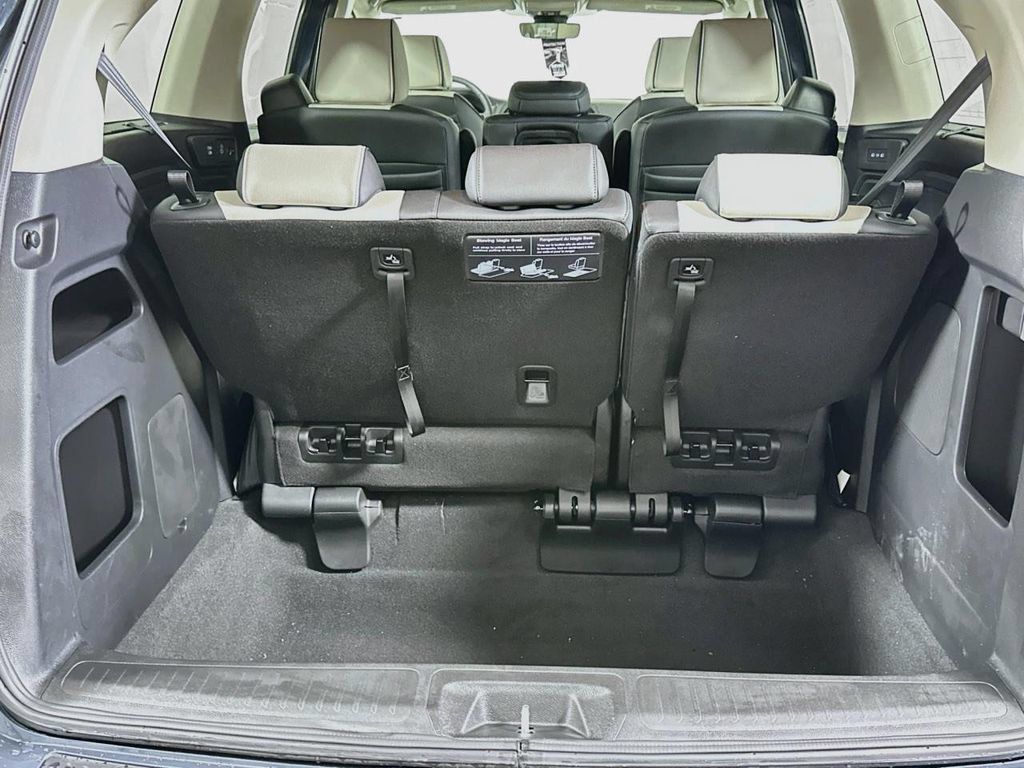 Used 2026 Honda Odyssey Elite image 16