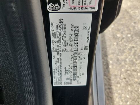 Used 2016 Ford Fiesta SE w/ SE Black Package FWD image 23