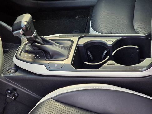 Used 2025 Kia K4 GT-Line w/ GT-Line Premium Package image 12