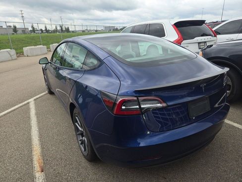 Used 2022 Tesla Model 3 RWD image 3
