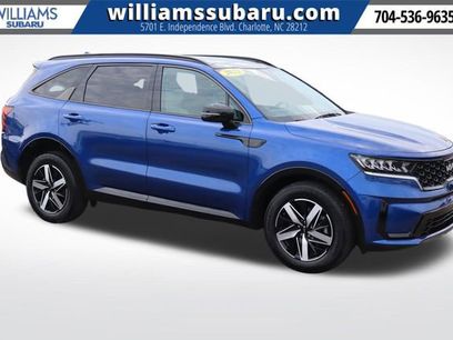 Used 2023 Kia Sorento S w/ Panoramic Sunroof Package