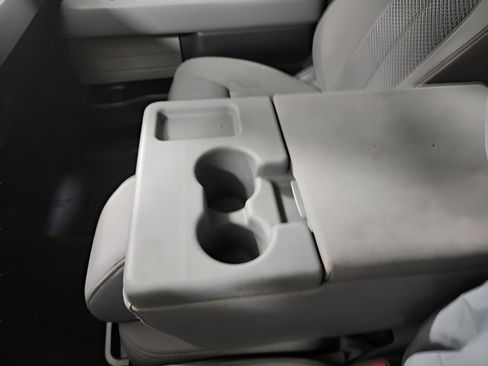 Used 2013 Ford F150 XLT w/ Luxury Equipment Group image 29