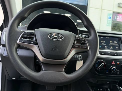 Used 2021 Hyundai Accent SEL FWD image 27