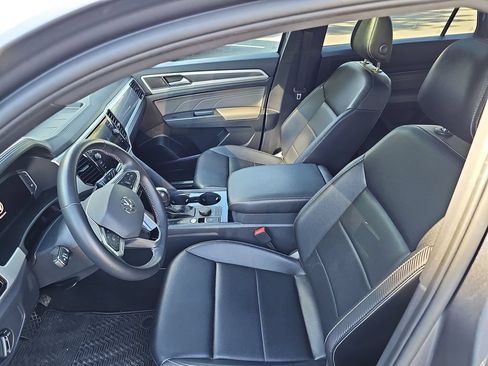 Used 2021 Volkswagen Atlas Cross Sport SEL AWD/4WD image 9