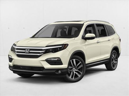 Used 2017 Honda Pilot Touring image 1