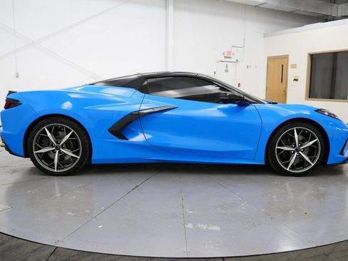 Used 2023 Chevrolet Corvette Stingray Premium Conv w/ Z51 Performance Package image 8