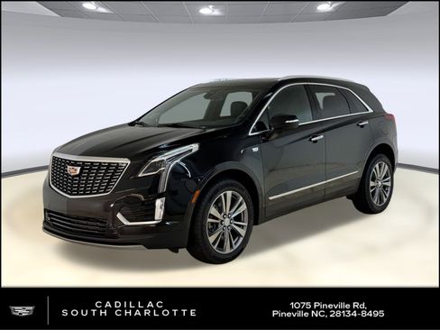 New 2025 Cadillac XT5 Premium Luxury image 1