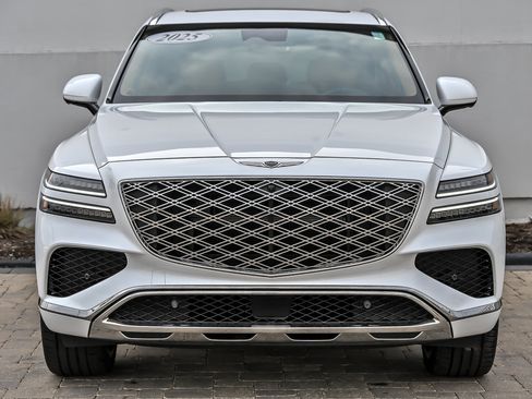 Used 2025 Genesis GV80 3.5T Prestige AWD/4WD image 2